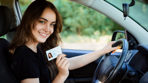 Verlenging rijbewijs aanvragen kan voortaan online