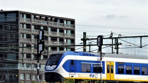 Overlast voor treinreizigers vanwege werk aan station Almere Centrum