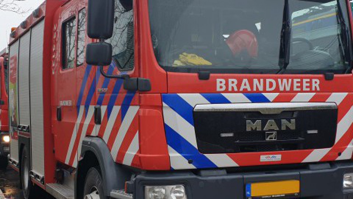 Huisjes onbewoonbaar na brand in migrantenhotel