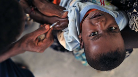 Extra Nederlandse steun voor vaccins in arme landen